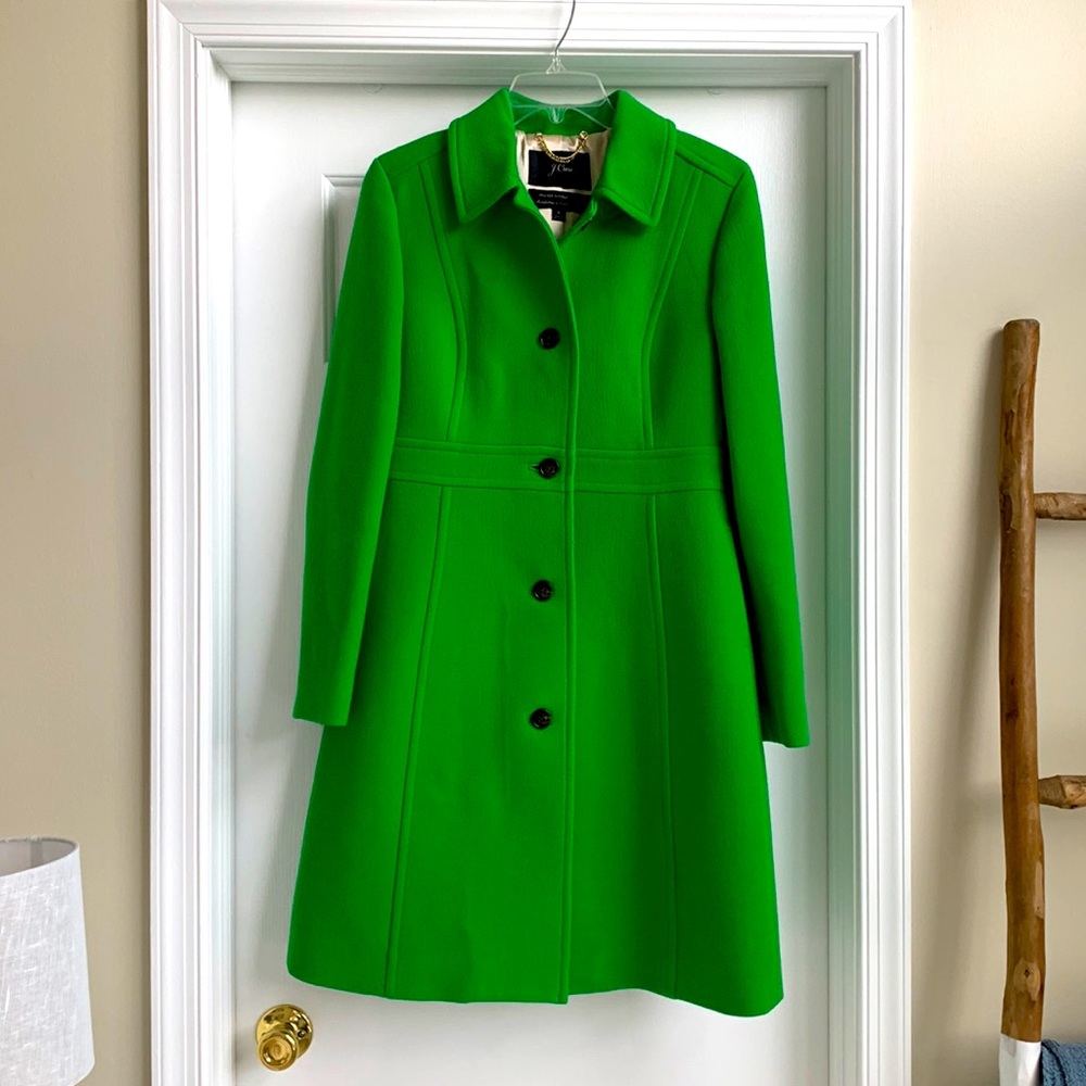 J.CREW LADY DAY COAT SIZE 8 . New without tags .Bright green.
